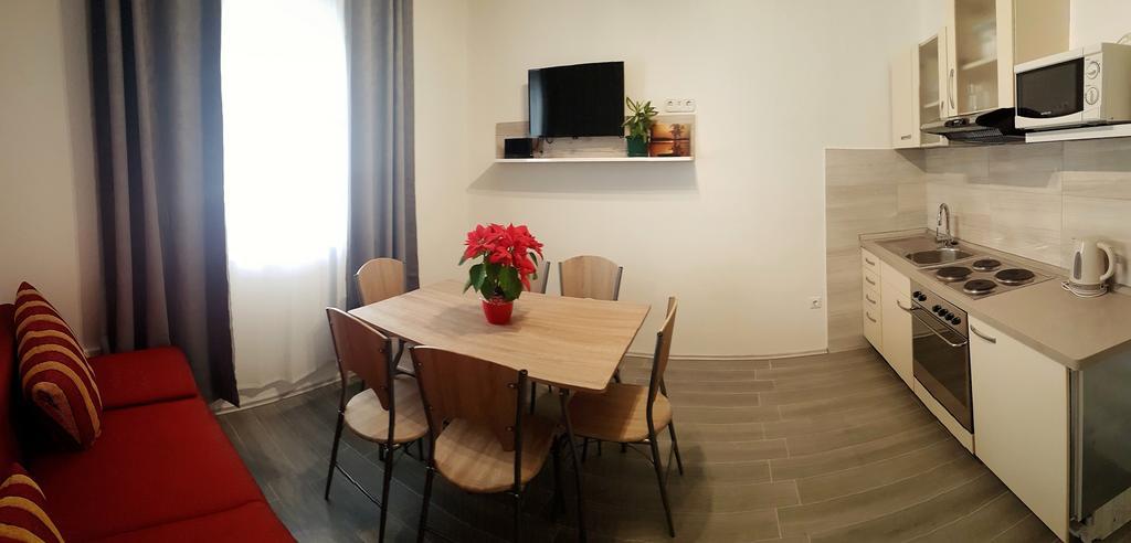 Apartments Kk Celina Exterior foto