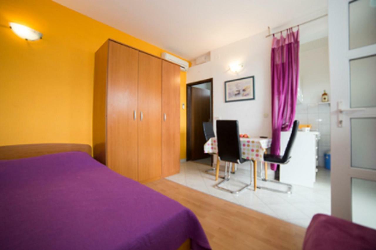 Apartments Kk Celina Exterior foto